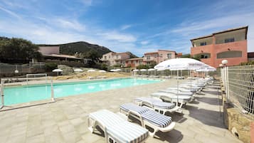 Piscina stagionale all'aperto