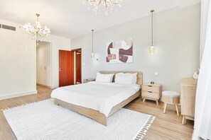 3 bedrooms, iron/ironing board, free WiFi