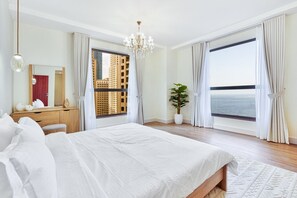 3 makuuhuonetta, silitysrauta/-lauta, ilmainen Wi-Fi