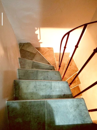 Interior. Cosy studio just a stone's throw from Narbonne's historic center
