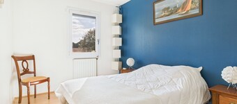 House with garden 450m from the beach for 8