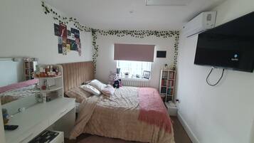 3 chambres, bureau, fer et planche Ă repasser, Wi-Fi