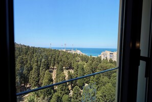 Junior Room | Water view