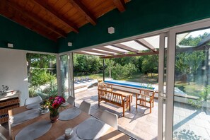 Villa, 4 habitaciones, para fumadores, alberca privada | Terraza o patio