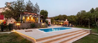 Garden Villa Hreljin