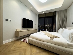 1 chambre, bureau, fer et planche à repasser, Wi-Fi gratuit