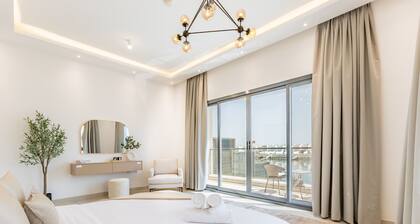 Sea Views 4BR + Maids Room Villa with Private Pool, Kid's Pool, BBQ Facility