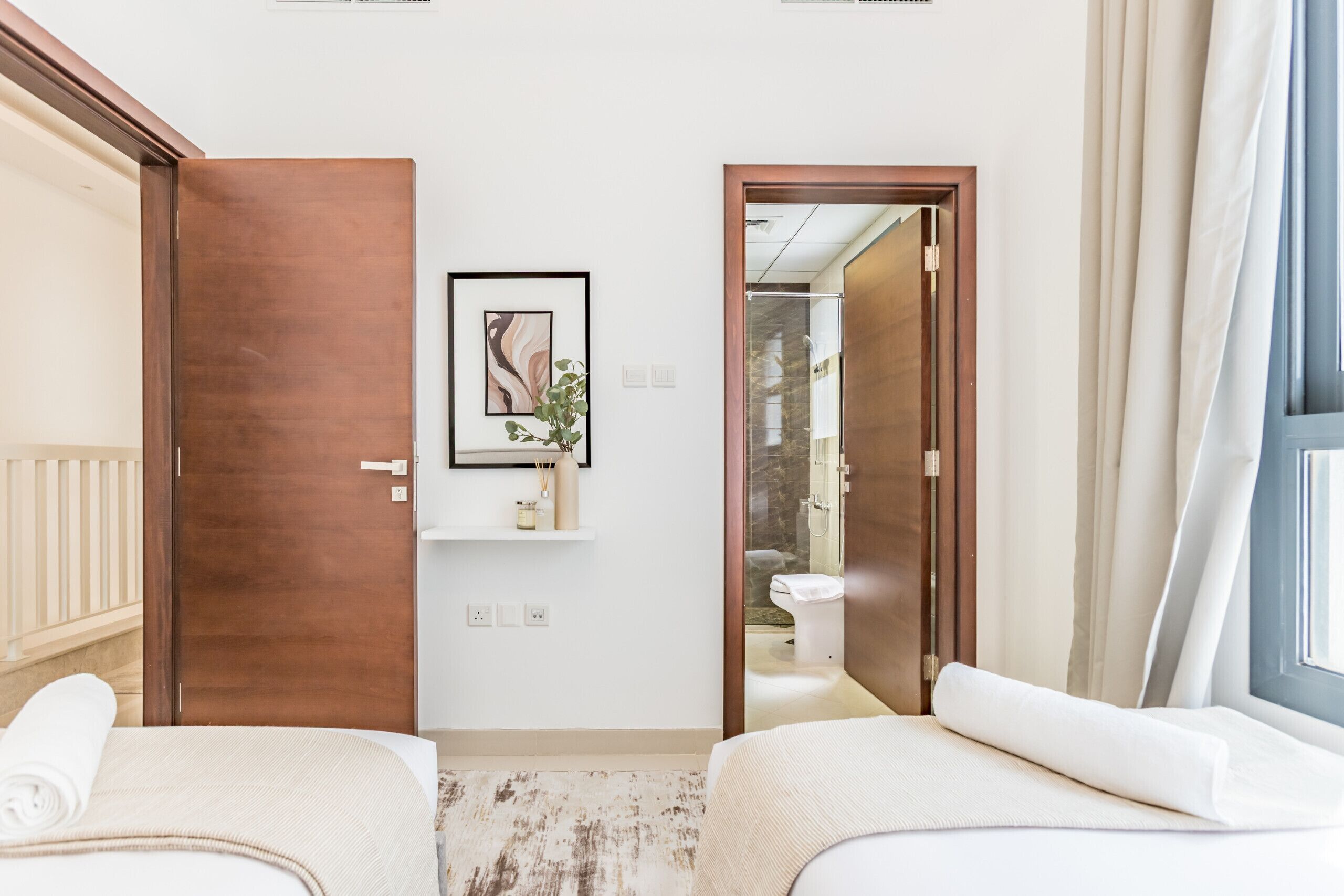 4 bedrooms, in-room safe, iron/ironing board, free WiFi