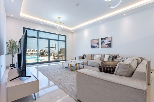 Sea Views 4BR + Maids Room Villa with Private Pool, Kid's Pool, BBQ Facility