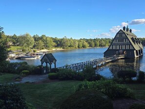 Marina - Windward Harbor on Lake Winnipesaukee Waterfront Home Sleeping 6 (Moultonborough)