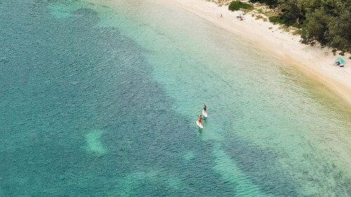 Coastal Hideaway - Water Views and Walk To The Beach
