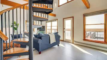House (1 Bedroom) | Interior