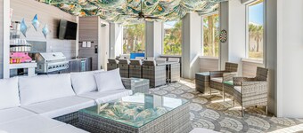 Golf Cart + Elevator: Retreat 1 Block to Beach