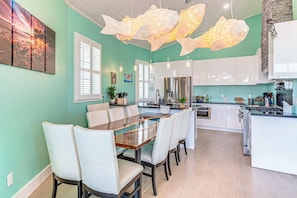 Talo (5 Bedrooms) | Sisätilat