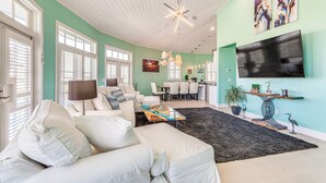 Rumah (5 Bedrooms) | Interior