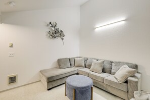 Apartment (2 Bedrooms) | Interior - Walk to Payette Lake: Mccall Condo w/ Fireplace (McCall)