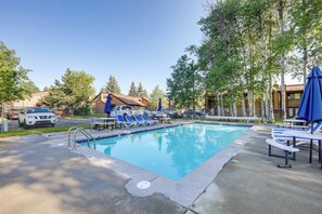 Apartment (2 Bedrooms) | Interior - Walk to Payette Lake: Mccall Condo w/ Fireplace (McCall)