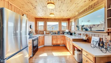 Cottage (3 Bedrooms) | Interior