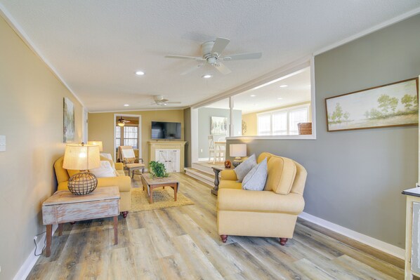 House (3 Bedrooms) | Interior