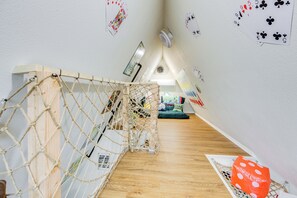 Apartment (0 Bedroom) | Interior - 7 Mi to Tyler State Park: 'a-game' Cabin (Tyler)