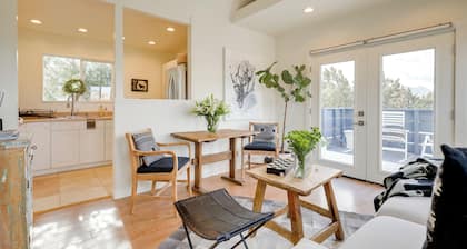 Dog-friendly Home w/ Fenced Yard in Los Cerrillos