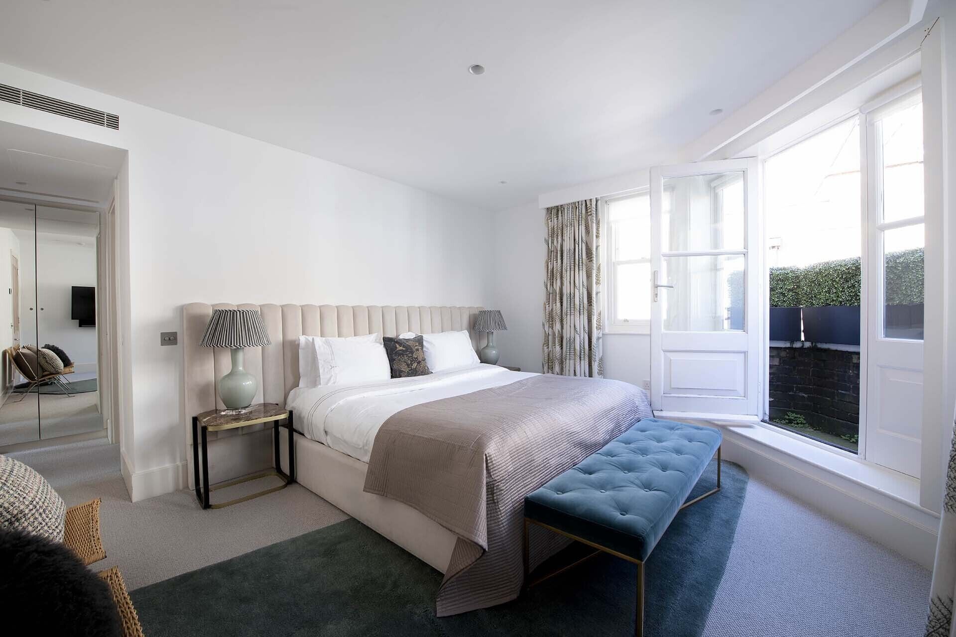 4 bedrooms, iron/ironing board, travel cot, free WiFi