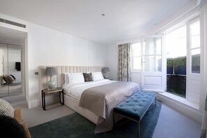 4 chambres, fer et planche à repasser, lit parapluie, Wi-Fi gratuit