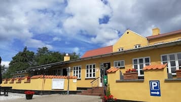 Overnatningsstedets facade