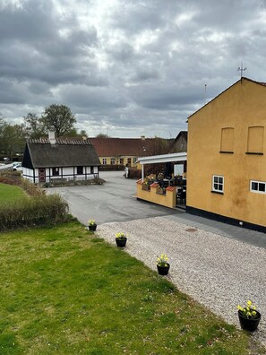 Front of property - Orø Kro & Hotel (Orø)
