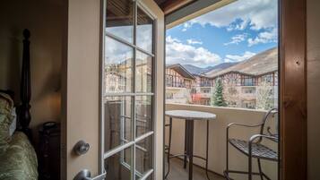 Villa, 2 Bedrooms | Interior