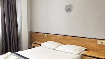 Minibar, free WiFi