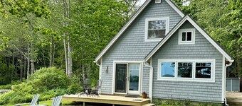 Toddy Pond Lakehouse -  Beautiful sunrises, water fun, close coastal towns/parks