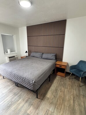 Single Room - Mac's Motel (Heber City)