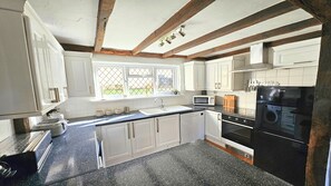 Cottage (2 Bedrooms) | Interior