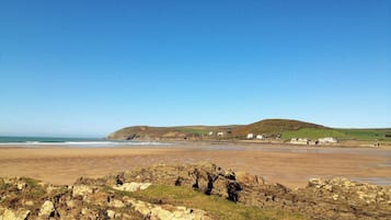 Cottage (2 Bedrooms) | Interior