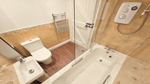 Cottage (2 Bedrooms) | Interior