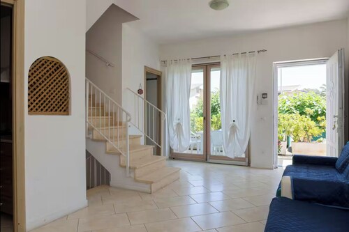 Nice villa 100m from the beach