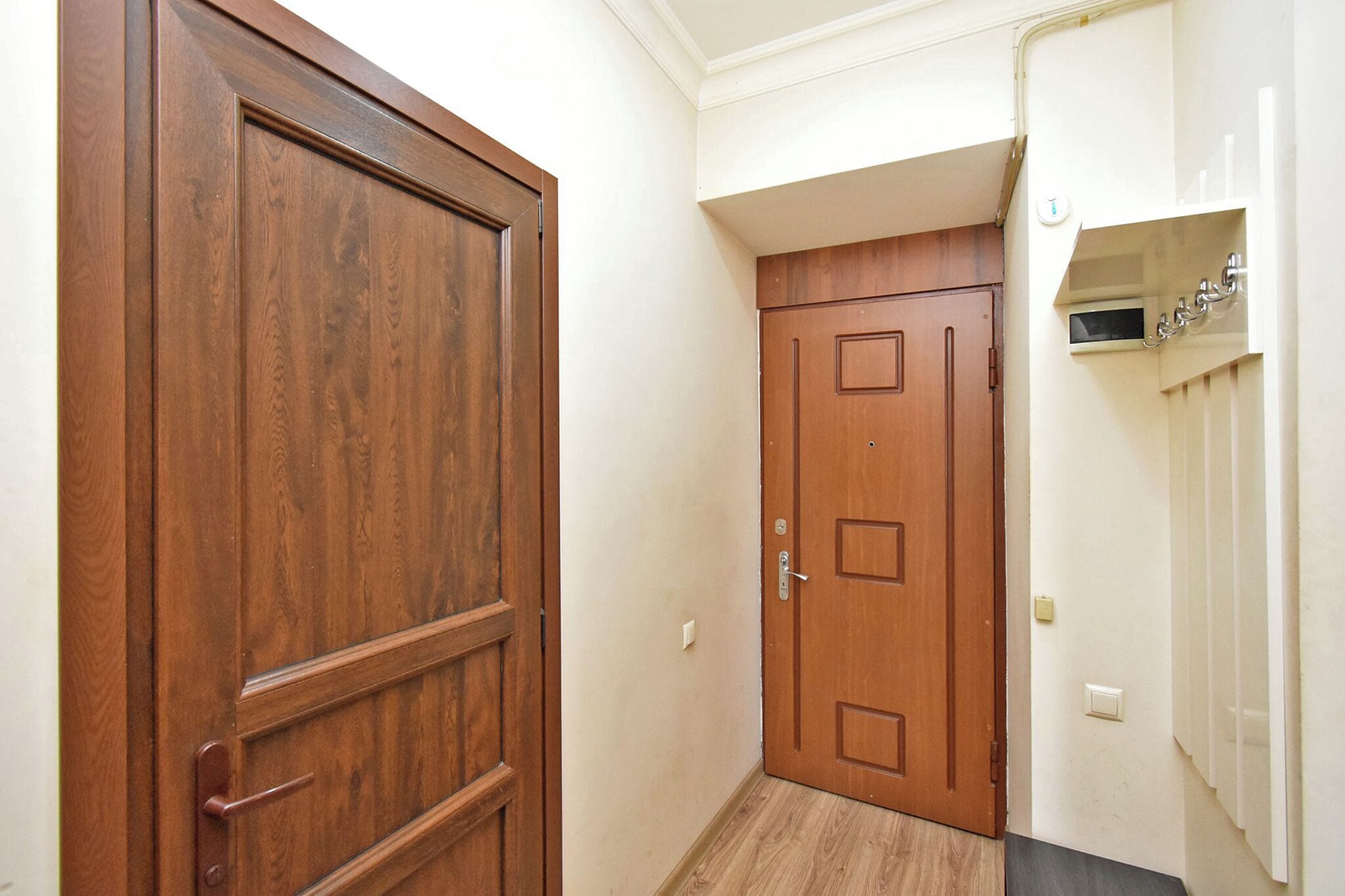 2 多间卧室、免费 WiFi