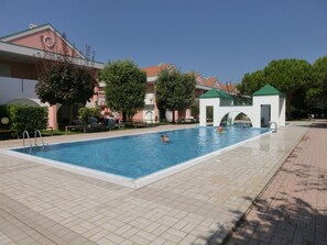 Apartment, 3 Bedrooms, Patio, Garden View | Pool | Outdoor pool - Spacious Apartment With Terrace and Pool in Bibione (San Michele al Tagliamento)