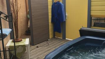 Bain à remous intérieur