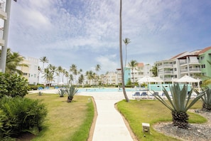 Pool - Playa Turquesa D403_80Mbps_Private Beach Access_Pools (Bavaro-Punta Cana)