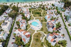Exterior - Playa Turquesa D403LO_80Mbps_Private Beach Access_Pools (Bavaro-Punta Cana)
