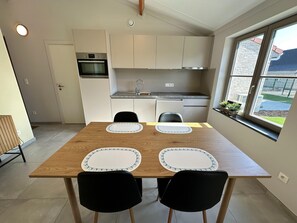 House | Dining