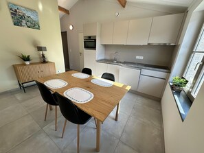 Hus | Eget kjøkken | Høy barnestol