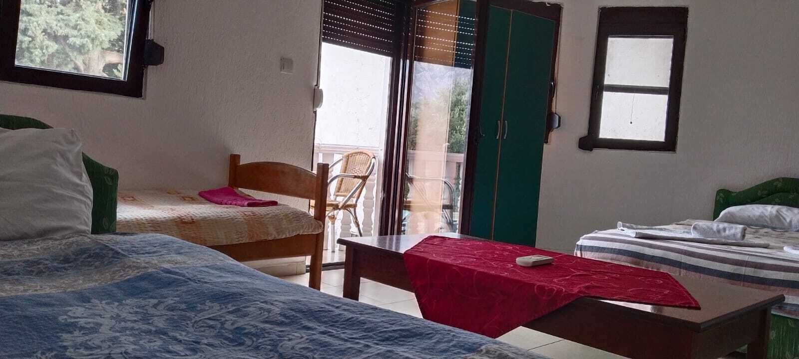 Estúdio básico, vista para a montanha | Escrivaninha, Wi-Fi de cortesia