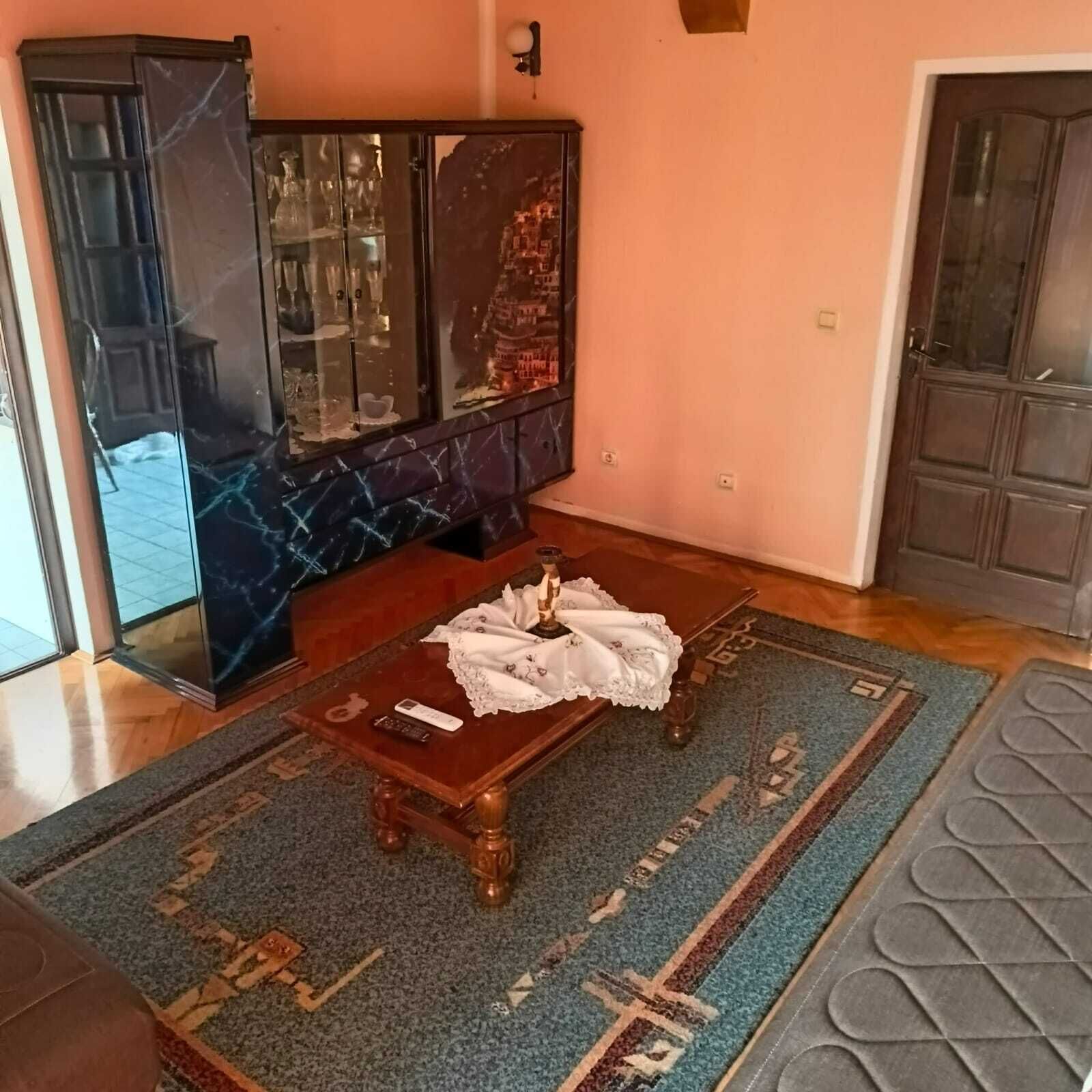 Apartamento familiar, vistas al mar | Decoración individual, escritorio, wifi gratis y ropa de cama