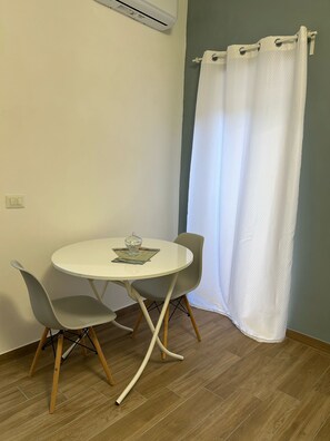 Bureau, Wi-Fi gratuit