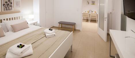 1 bedroom, desk, iron/ironing board, free WiFi