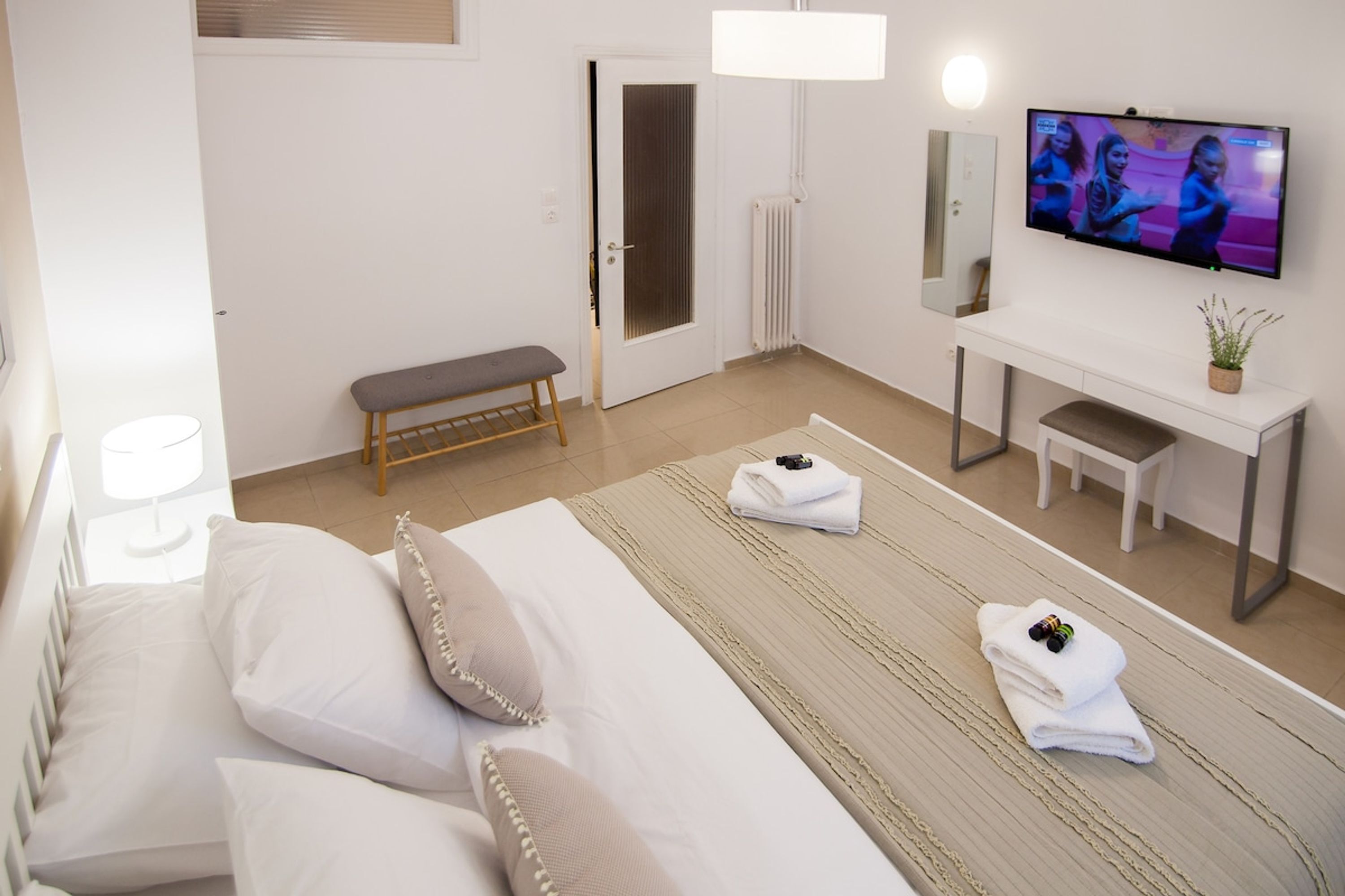 1 bedroom, desk, iron/ironing board, free WiFi