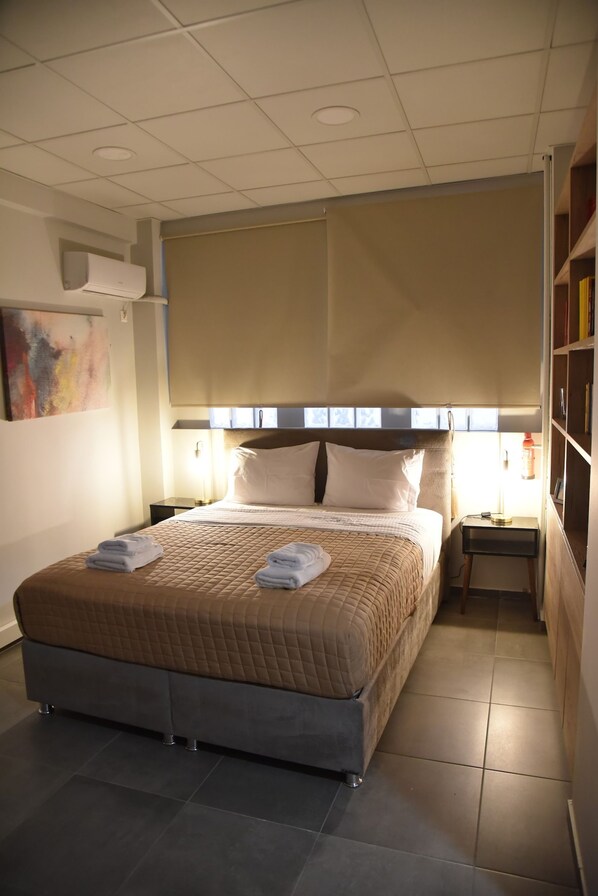 1 bedroom, iron/ironing board, free WiFi, bed sheets - Athens Ianos B by Super Host Hub (Μενεμένη)